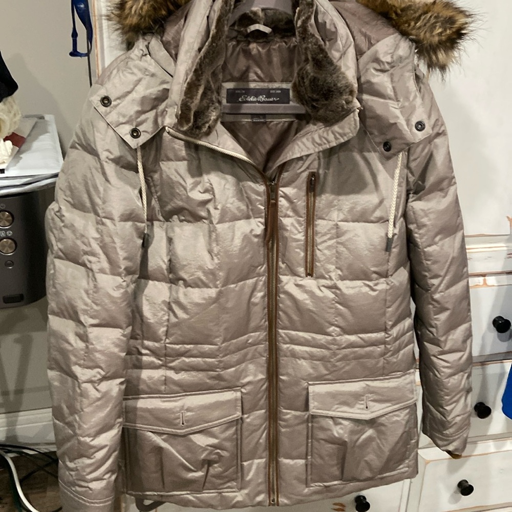 Eddie Bauer jacket never worn with detachable hood